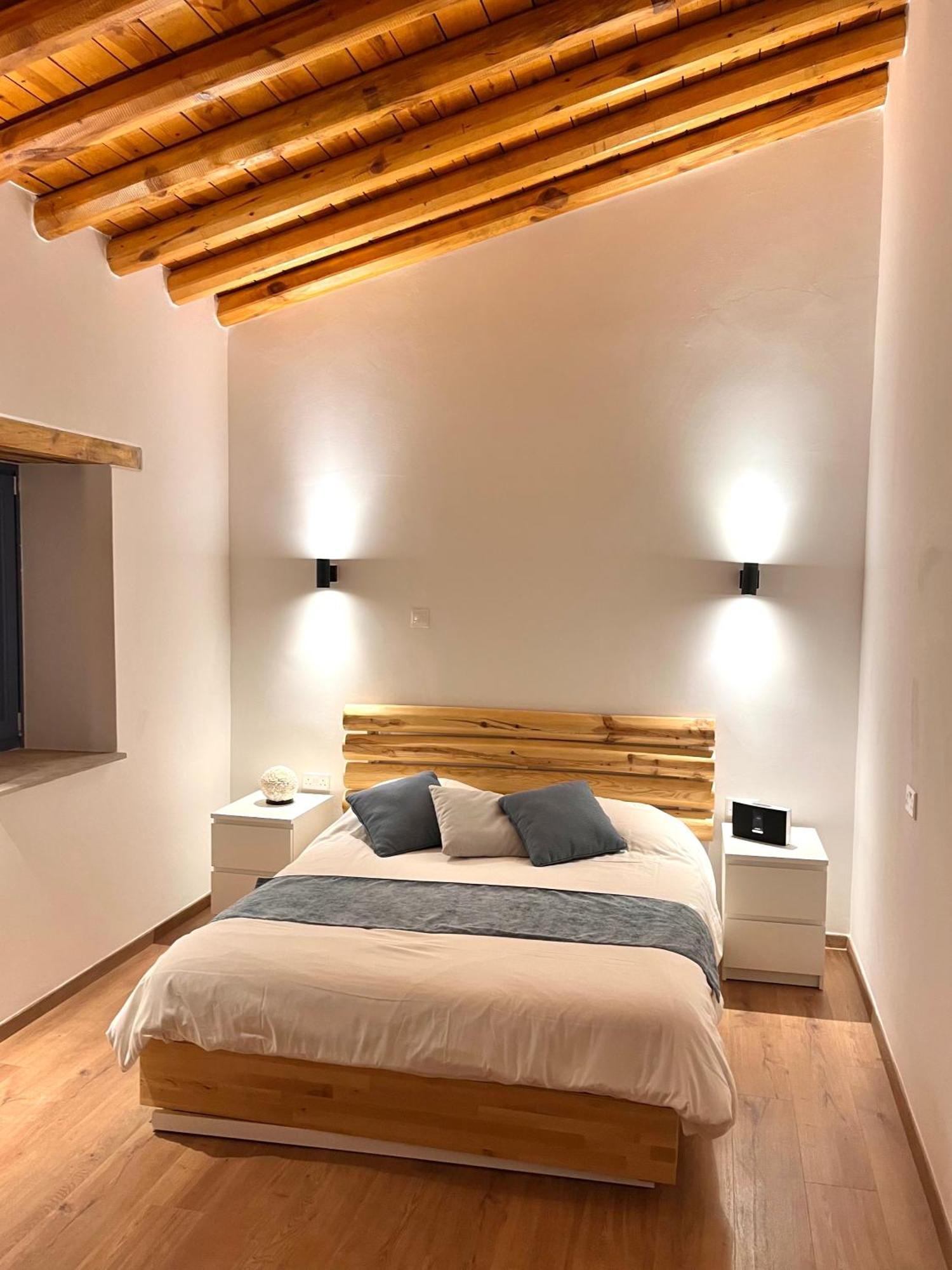 The Courtyard Episkopi Guest Houses Exterior photo
